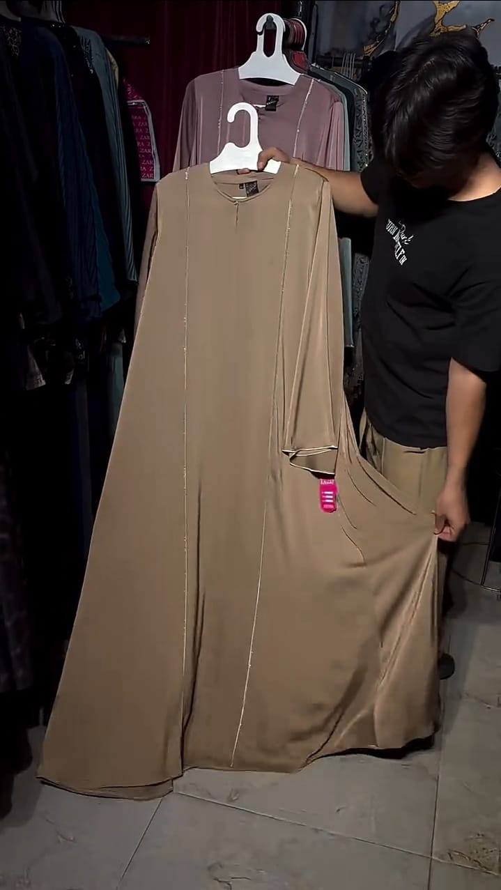 Pack Of 4 Silk Abaya